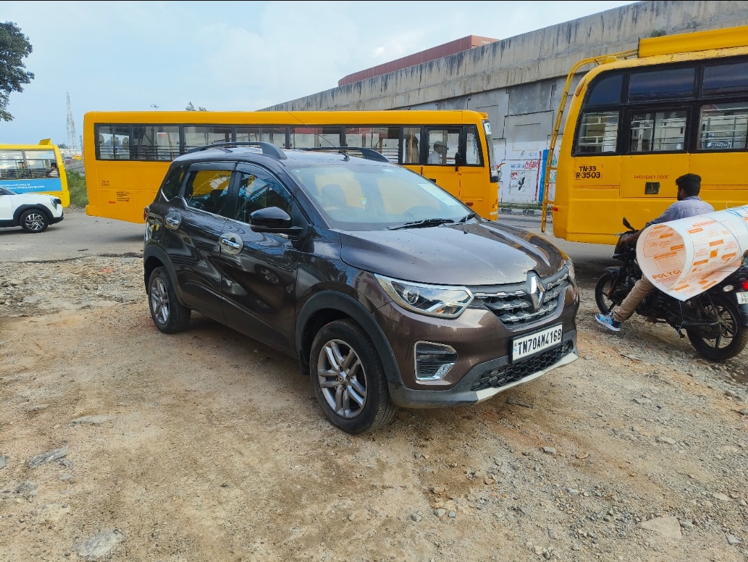 Used 2023 Renault Triber Used 2023 Renault Triber