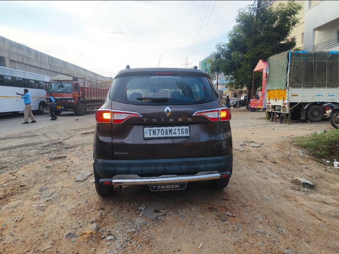 Used 2023 Renault Triber Used 2023 Renault Triber