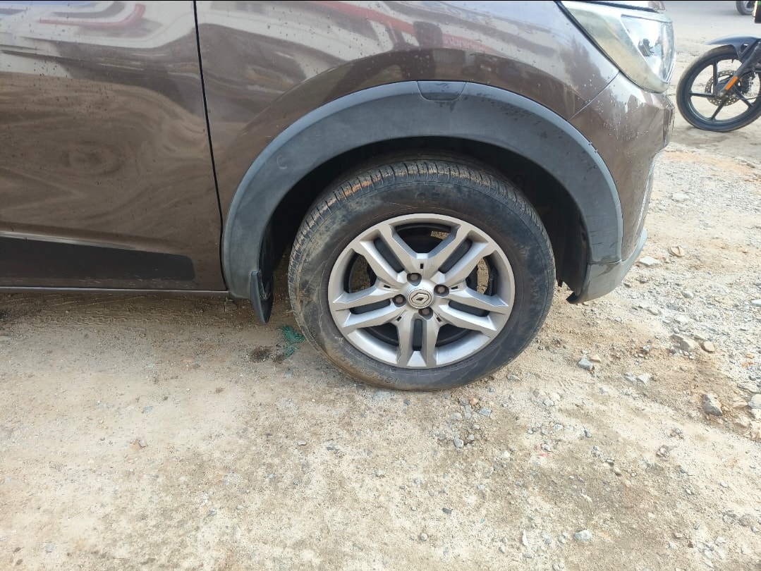 Used 2023 Renault Triber Used 2023 Renault Triber