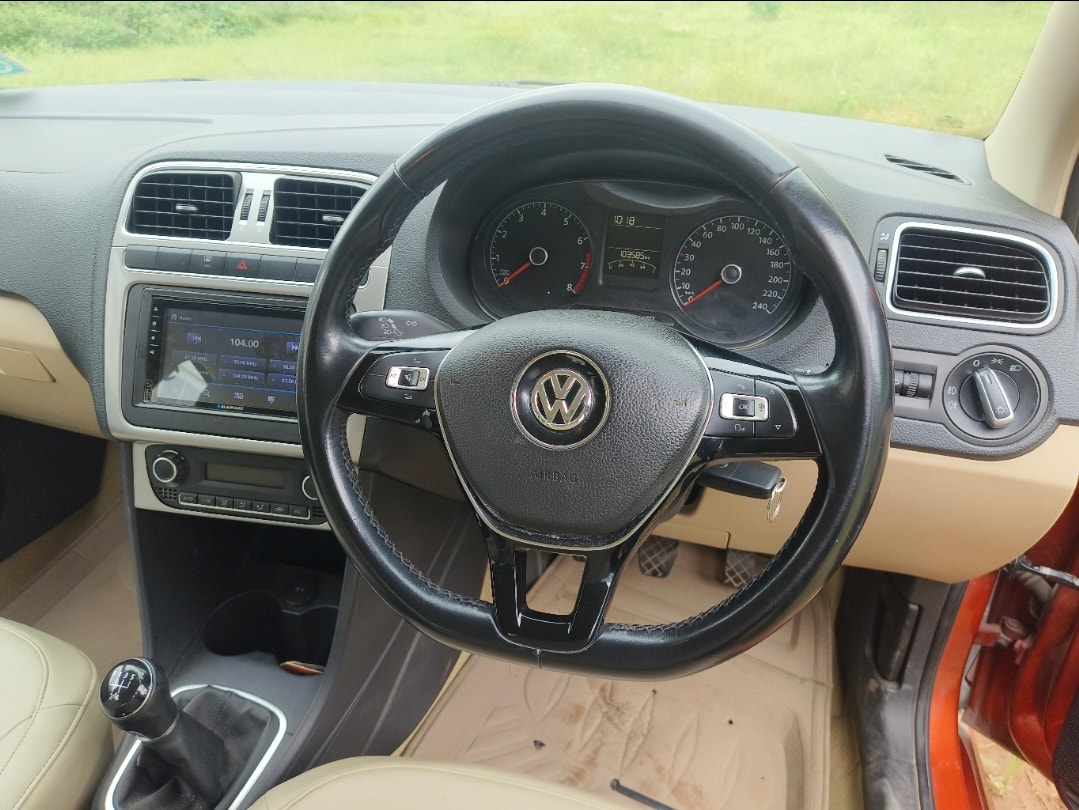 Used 2015 Volkswagen Polo Used 2015 Volkswagen Polo