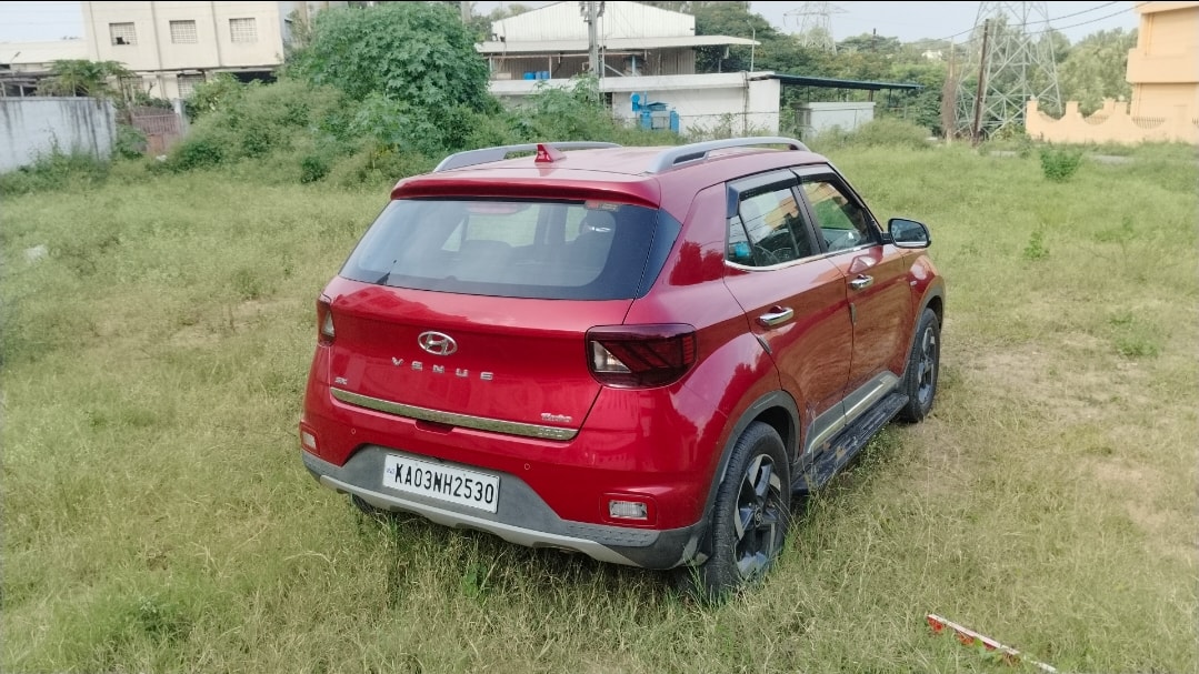 Used 2020 Hyundai Venue Used 2020 Hyundai Venue