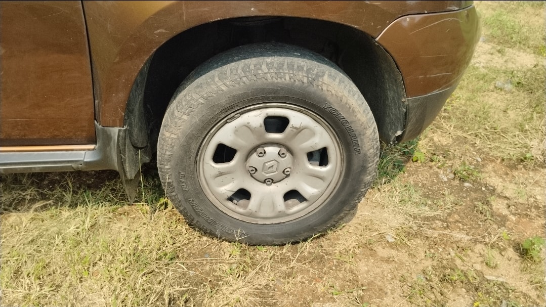 Duster image 9 Duster image 9