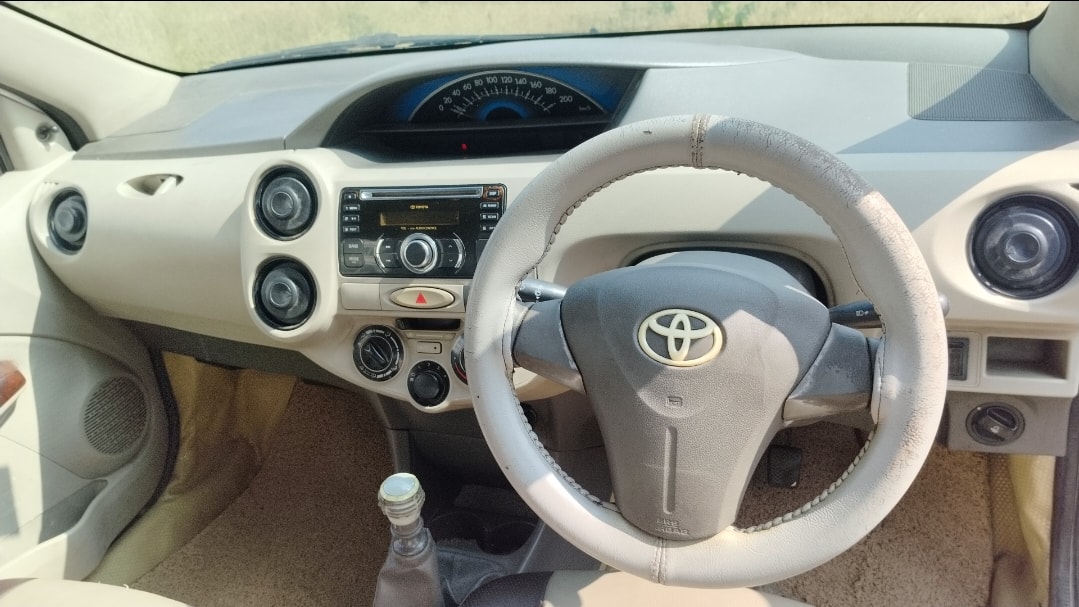 Used 2014 Toyota Etios Used 2014 Toyota Etios