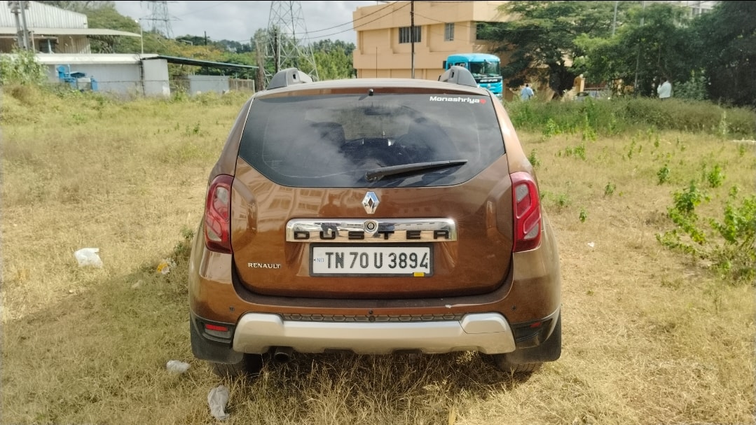 Duster image 4 Duster image 4