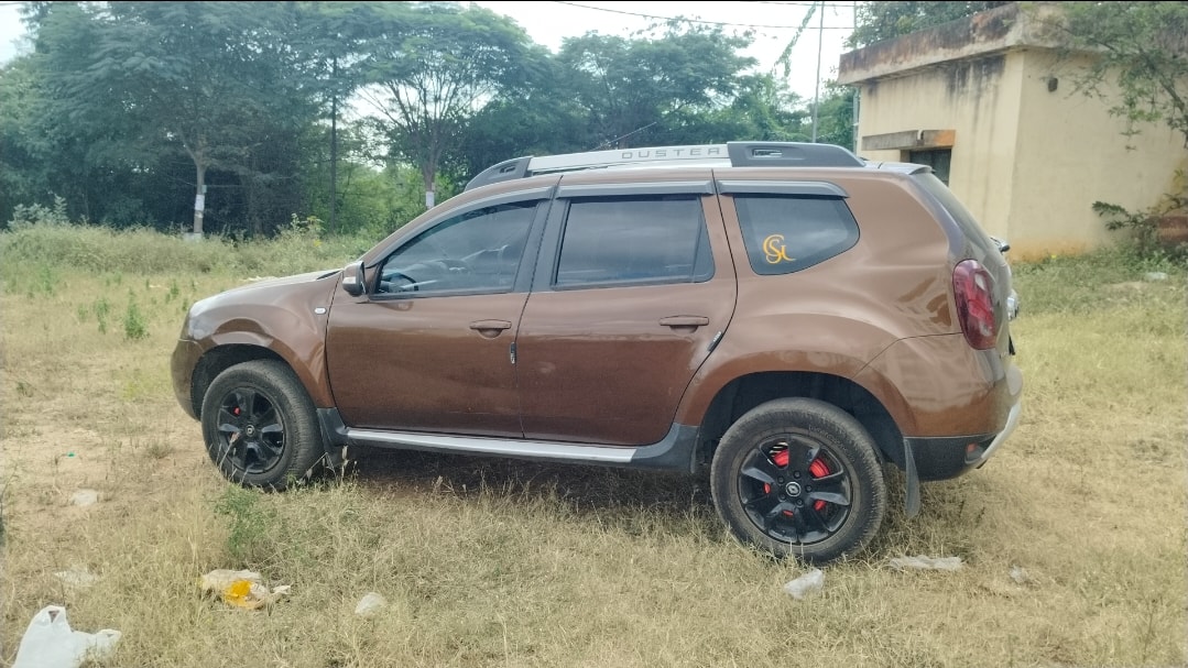 Duster image 10 Duster image 10