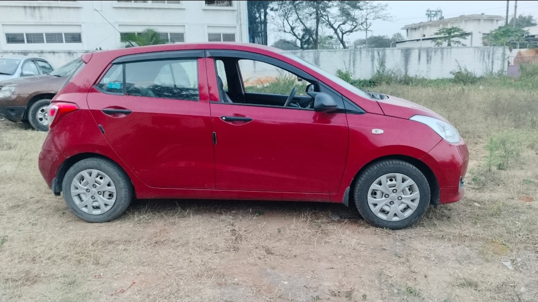 Used 2018 Hyundai Grand i10 Used 2018 Hyundai Grand i10