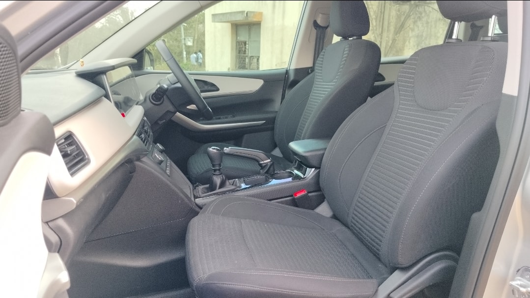 XUV700 image 14 XUV700 image 14