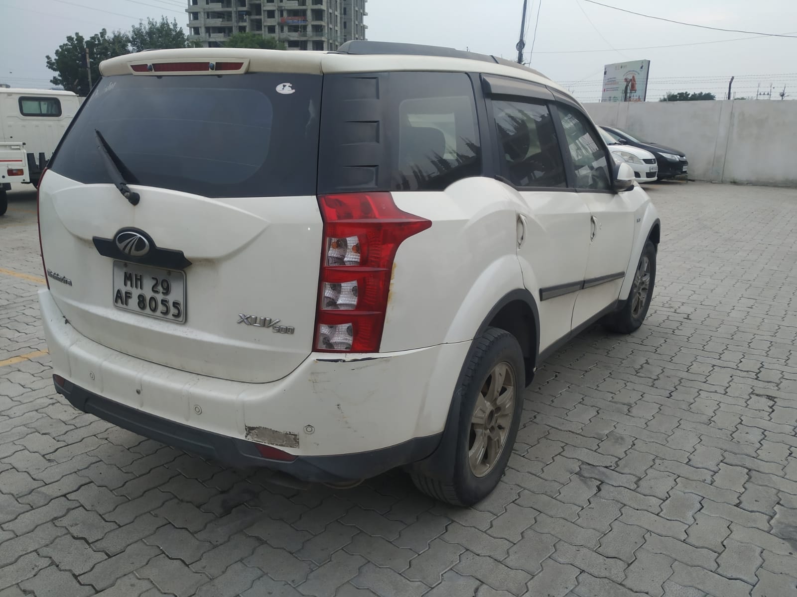 XUV500 image 5 XUV500 image 5