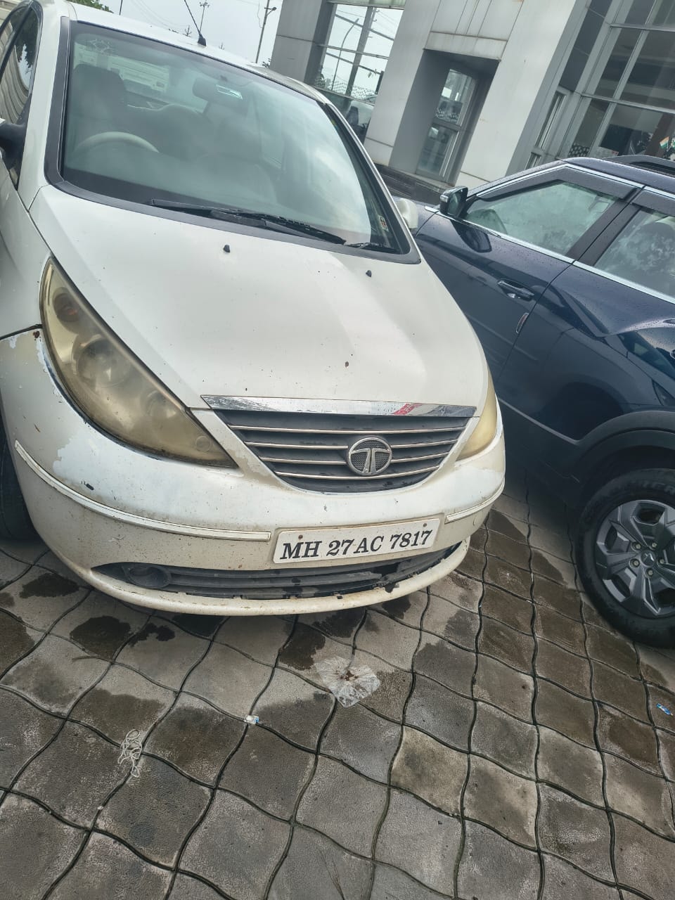 Indigo Manza image 4 Indigo Manza image 4