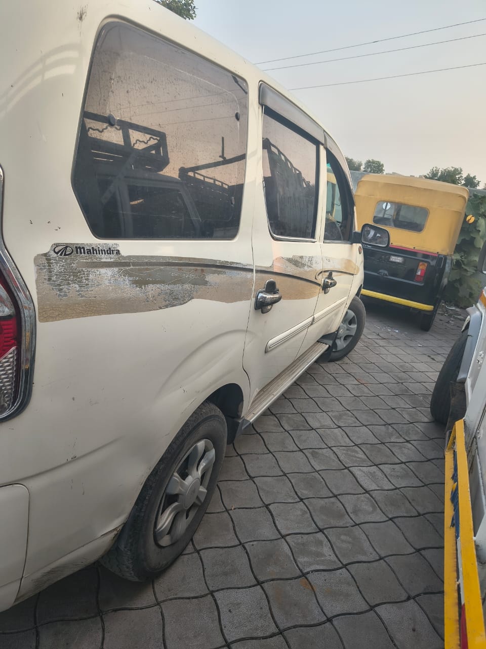 Used 2011 Mahindra Xylo Used 2011 Mahindra Xylo