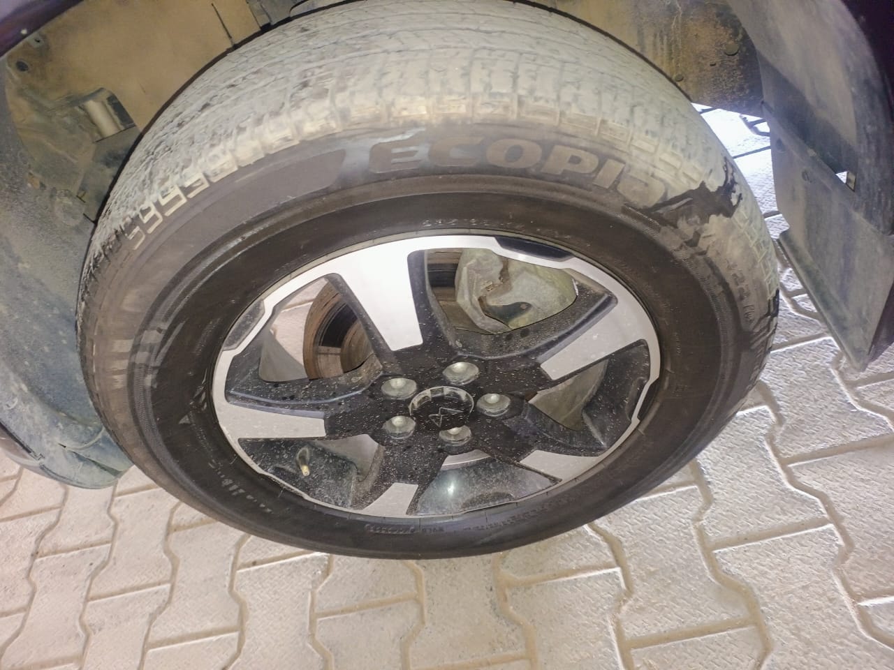 Scorpio image 9 Scorpio image 9