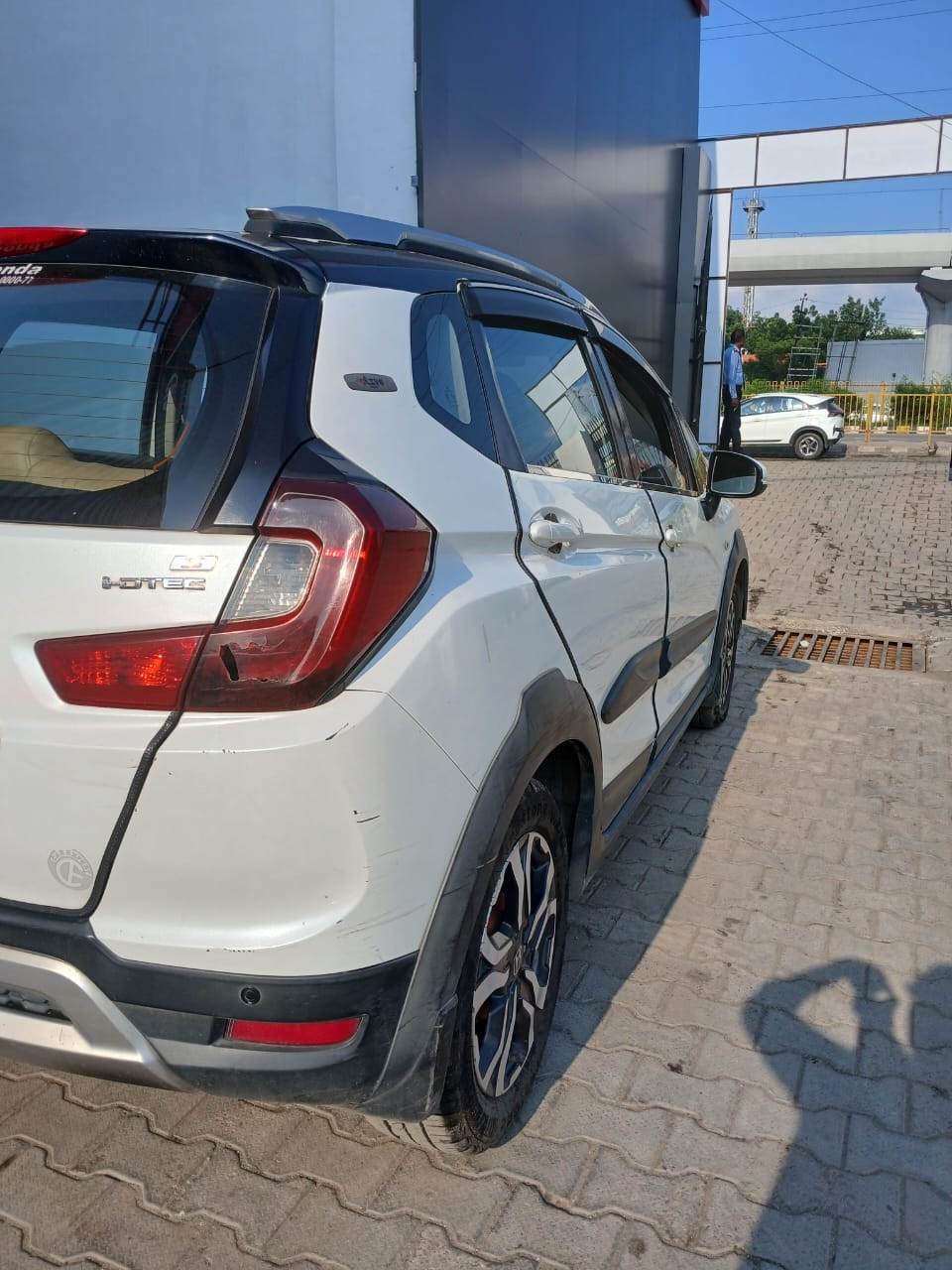 WR-V image 5 WR-V image 5