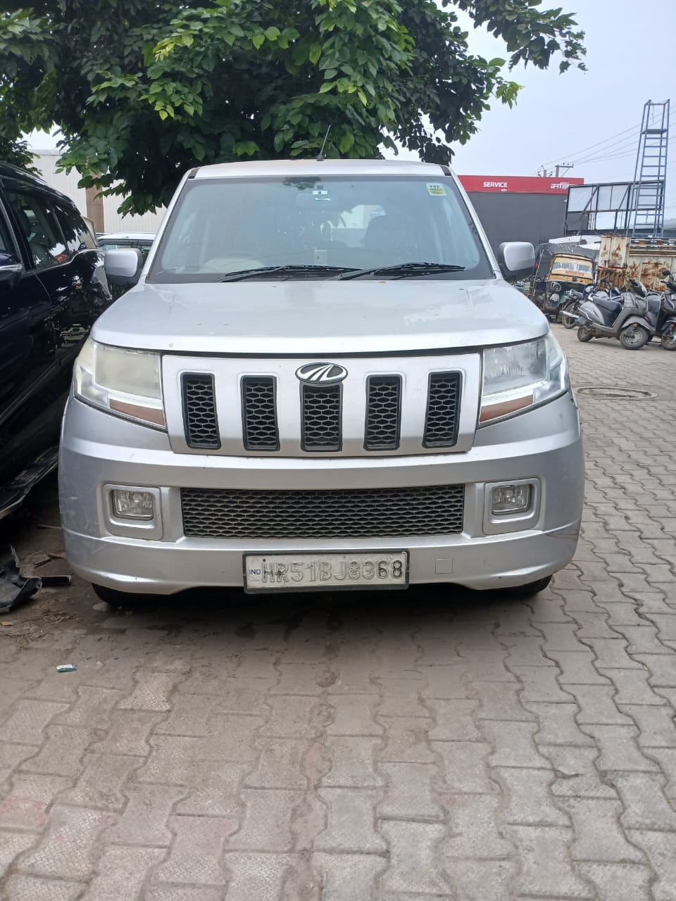 Used 2016 Mahindra TUV300 Used 2016 Mahindra TUV300