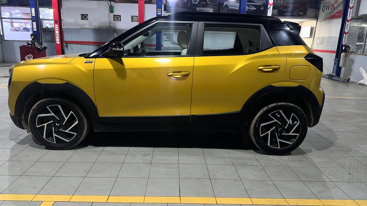 Used 2024 Mahindra XUV 3XO Used 2024 Mahindra XUV 3XO