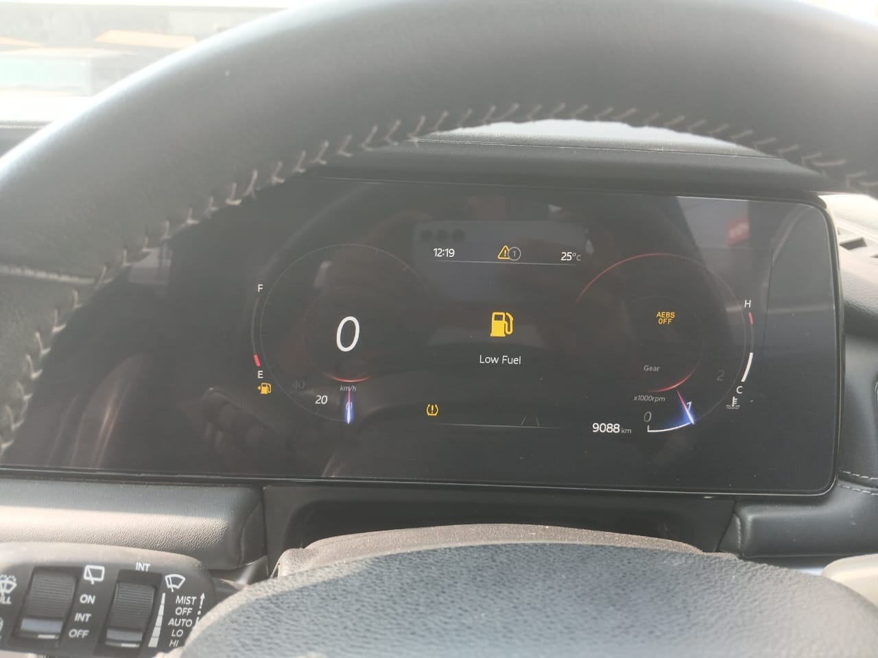 XUV700 image 8 XUV700 image 8