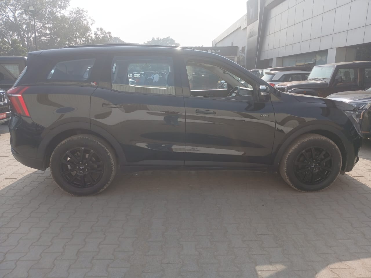 Used 2025 Mahindra XUV700 Used 2025 Mahindra XUV700