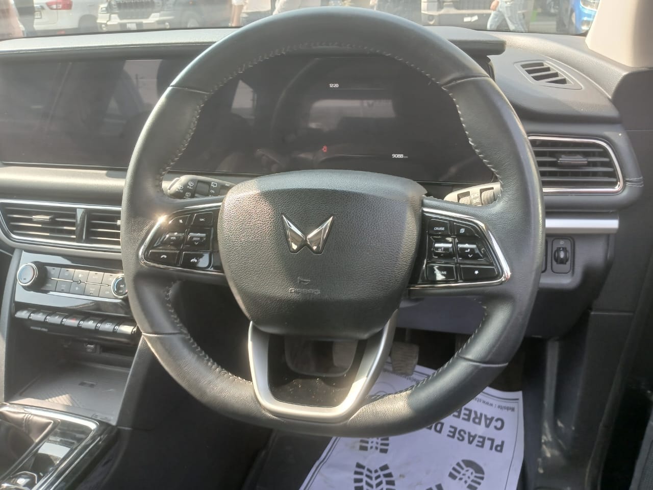 Used 2025 Mahindra XUV700 Used 2025 Mahindra XUV700