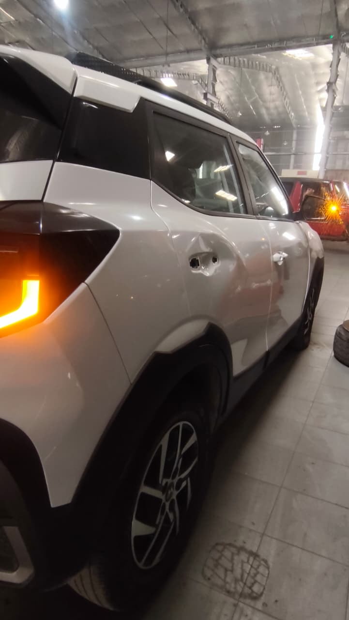 XUV 3XO image 5 XUV 3XO image 5