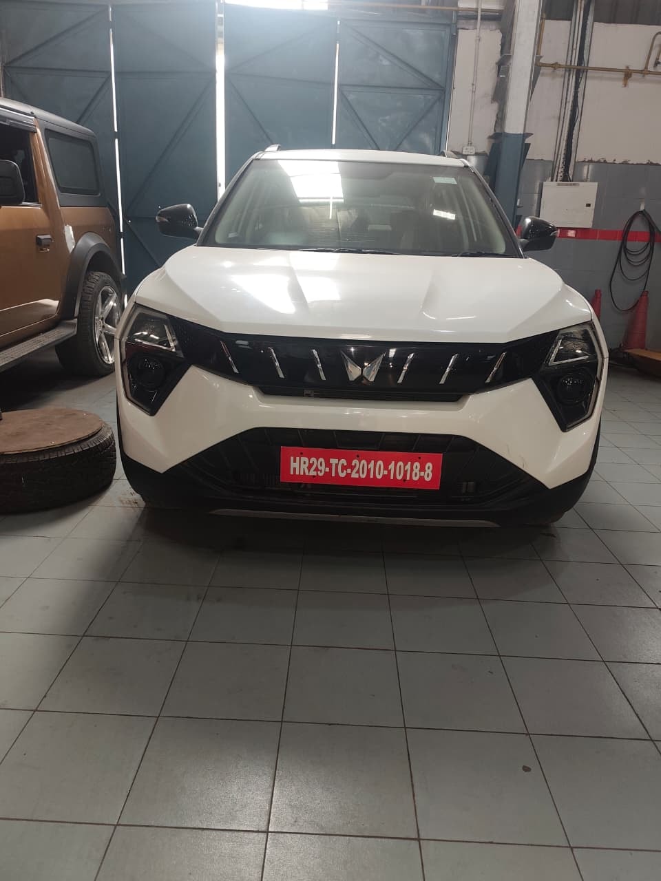 XUV 3XO image 4 XUV 3XO image 4