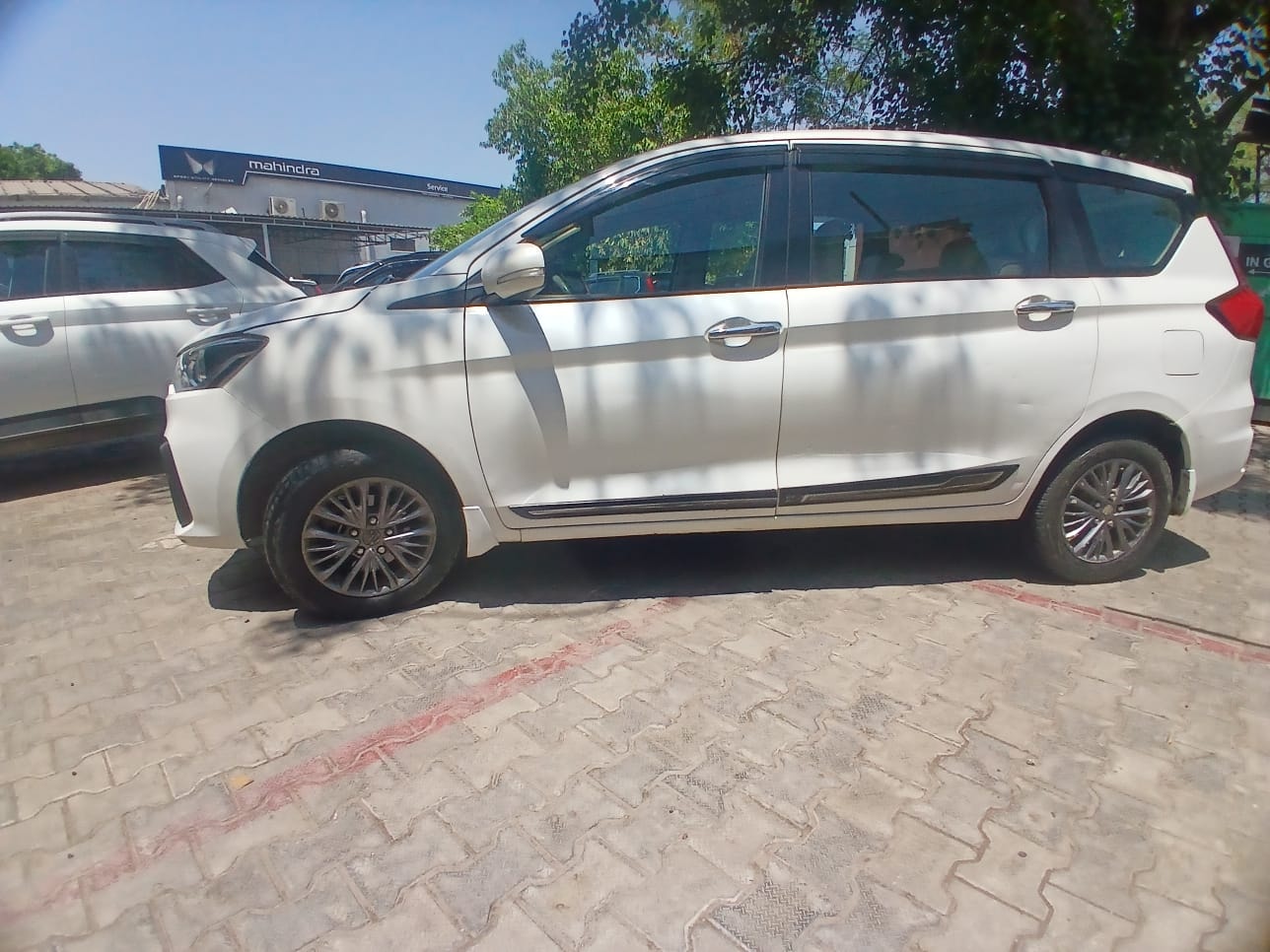 Ertiga image 2 Ertiga image 2