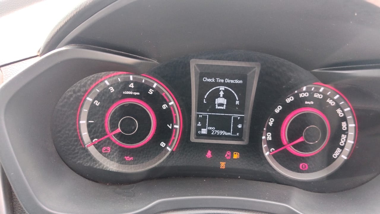 Used 2019 Mahindra XUV300 Used 2019 Mahindra XUV300