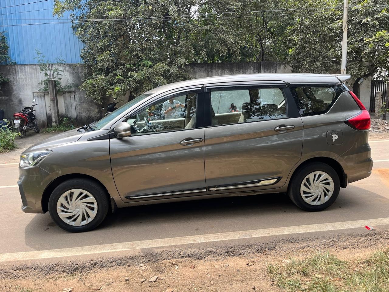 Ertiga image 2 Ertiga image 2