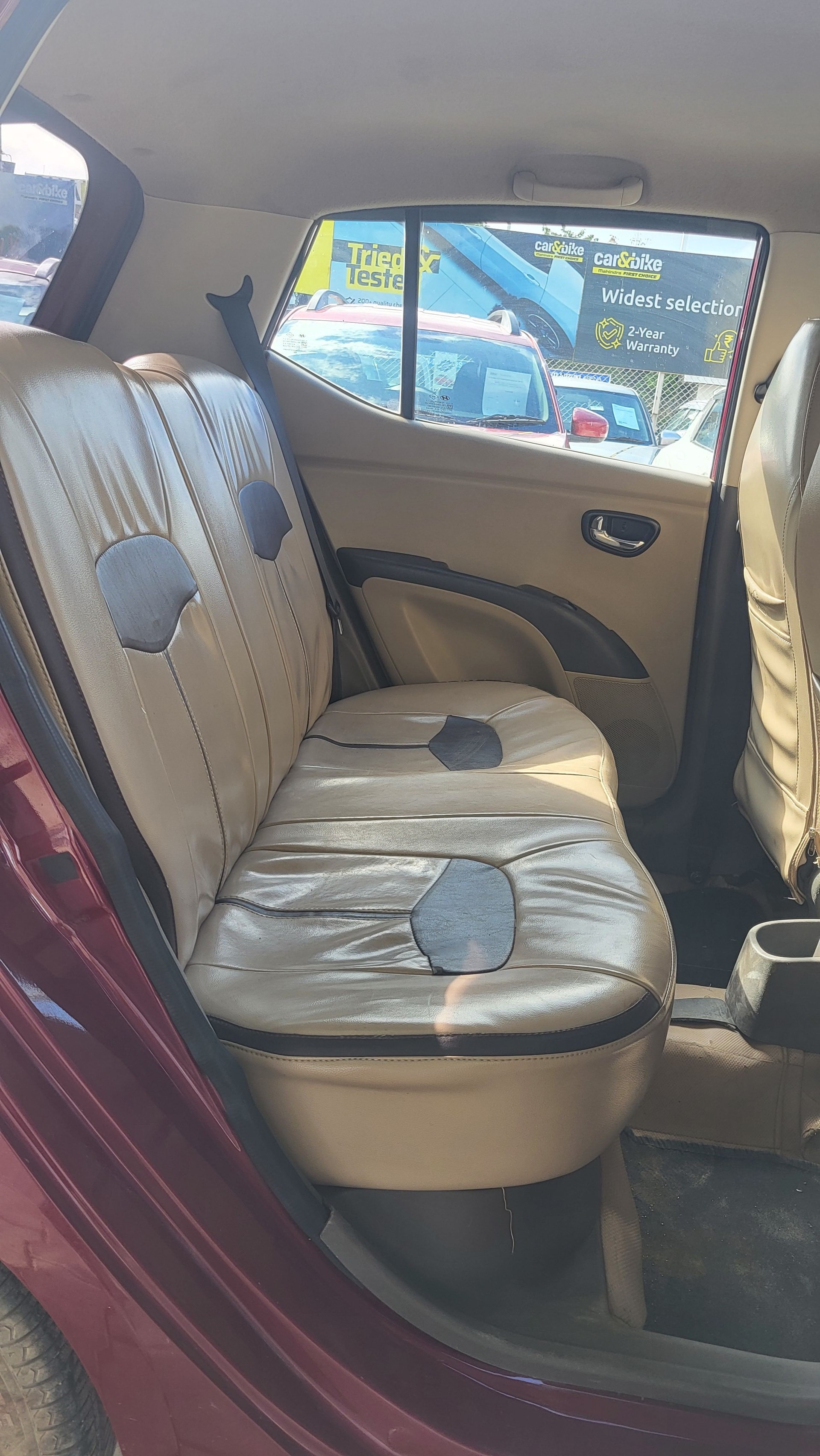 i10 image 14 i10 image 14