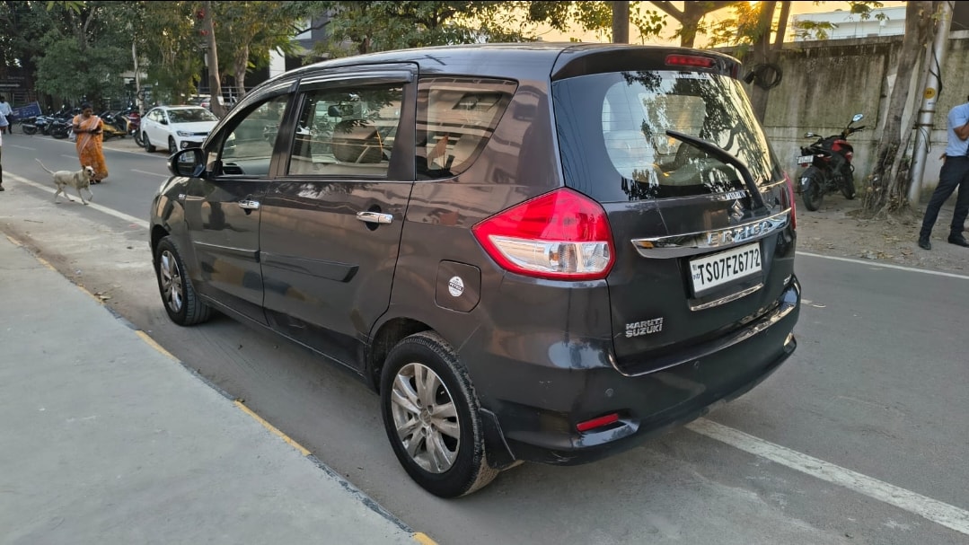 Ertiga image 3 Ertiga image 3