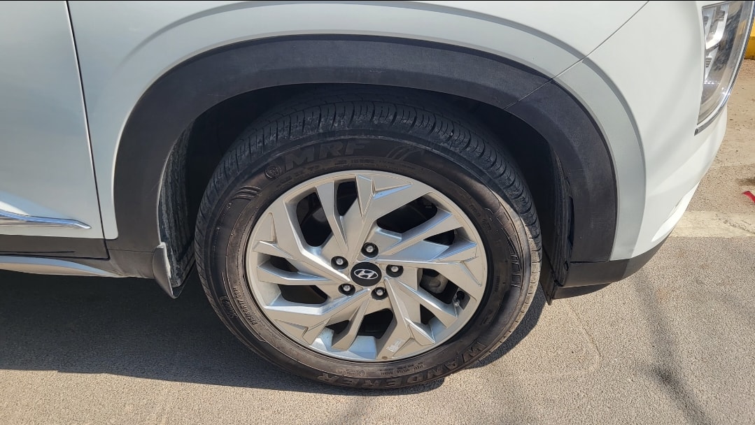 Creta image 9 Creta image 9