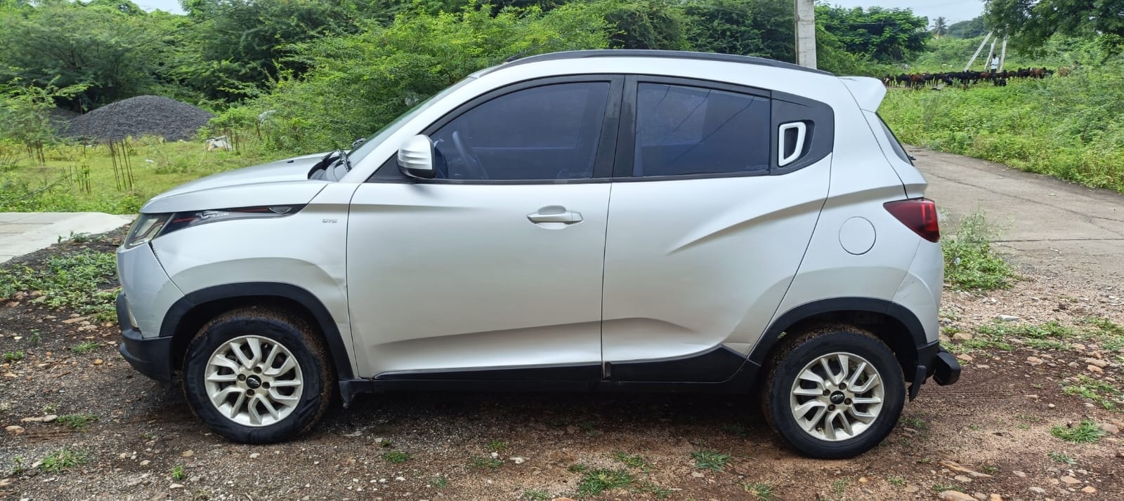 Used 2016 Mahindra KUV100 Used 2016 Mahindra KUV100