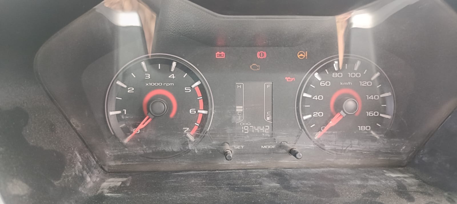 Used 2016 Mahindra KUV100 Used 2016 Mahindra KUV100