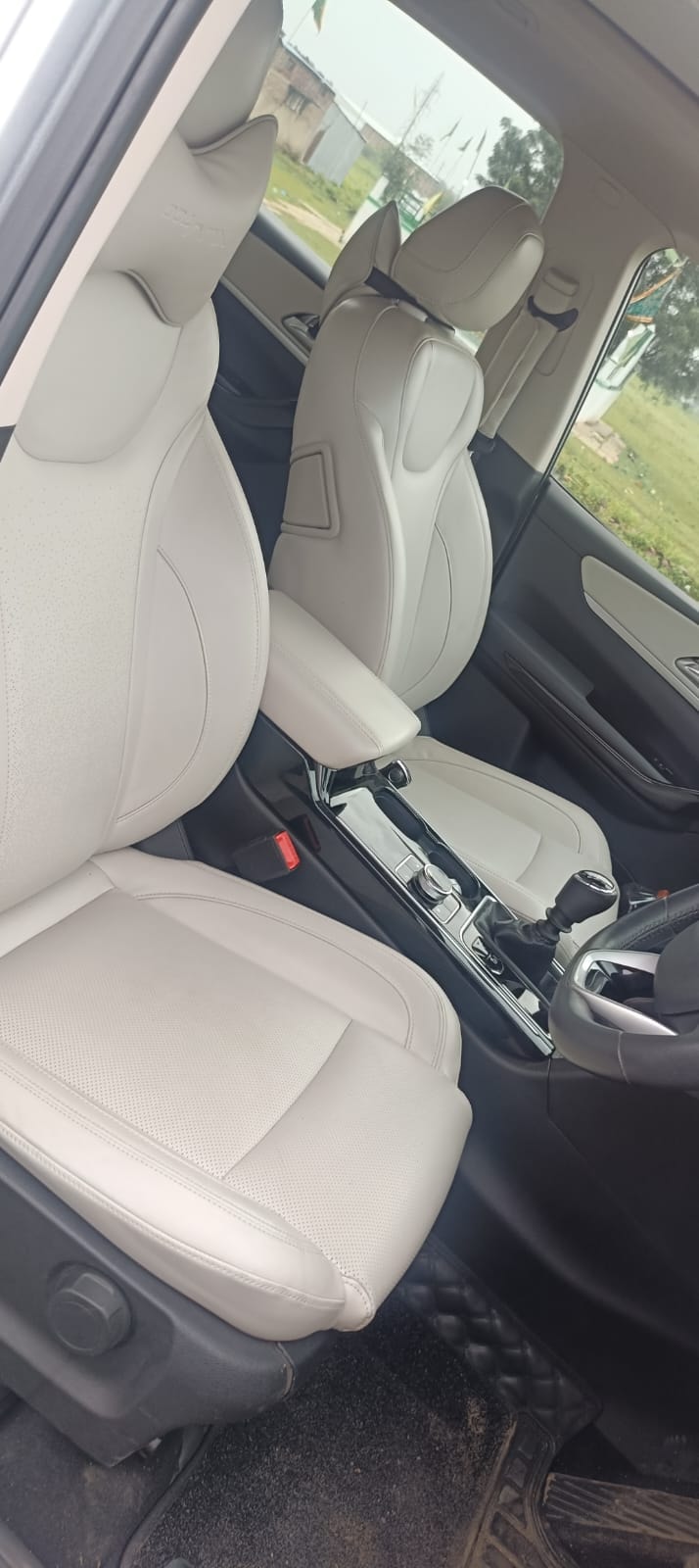 Used 2023 Mahindra XUV700 Used 2023 Mahindra XUV700