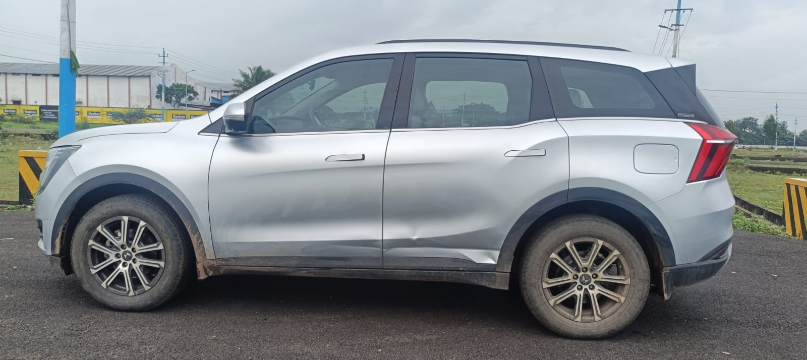 Used 2023 Mahindra XUV700 Used 2023 Mahindra XUV700