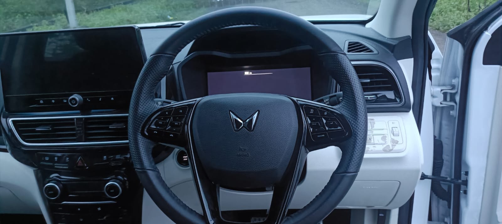 Used 2024 Mahindra XUV 3XO Used 2024 Mahindra XUV 3XO