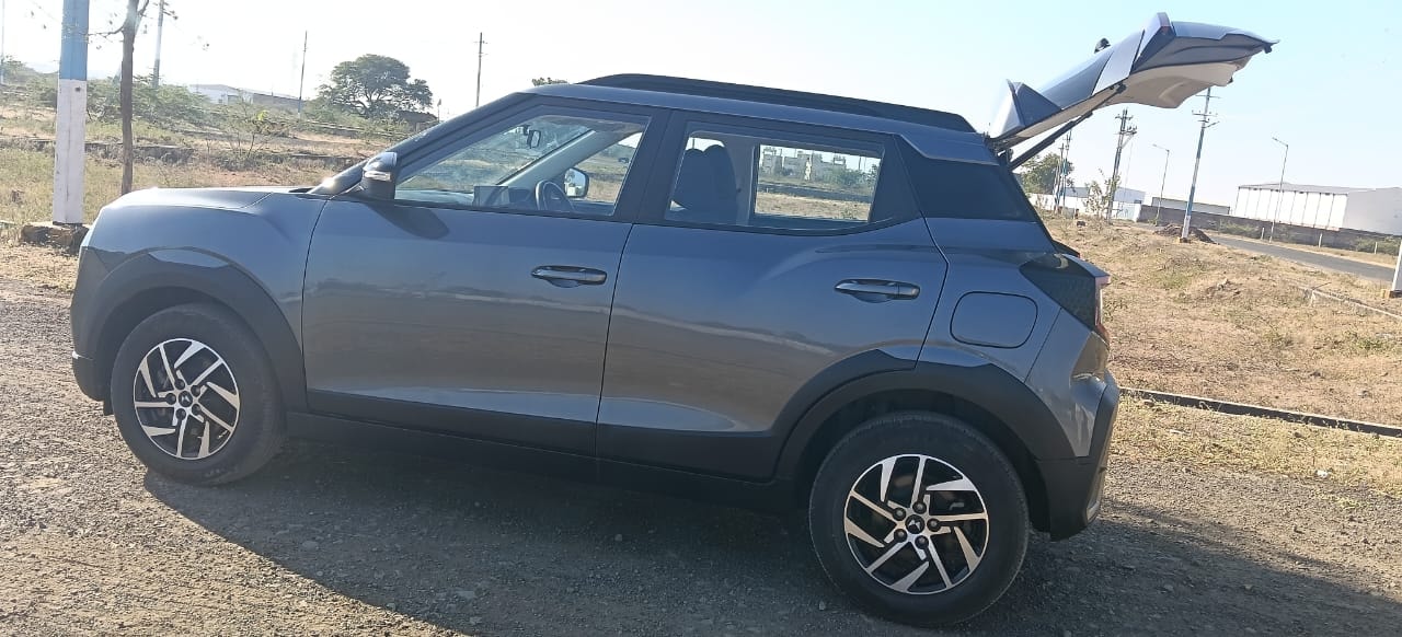 Used 2024 Mahindra XUV 3XO Used 2024 Mahindra XUV 3XO