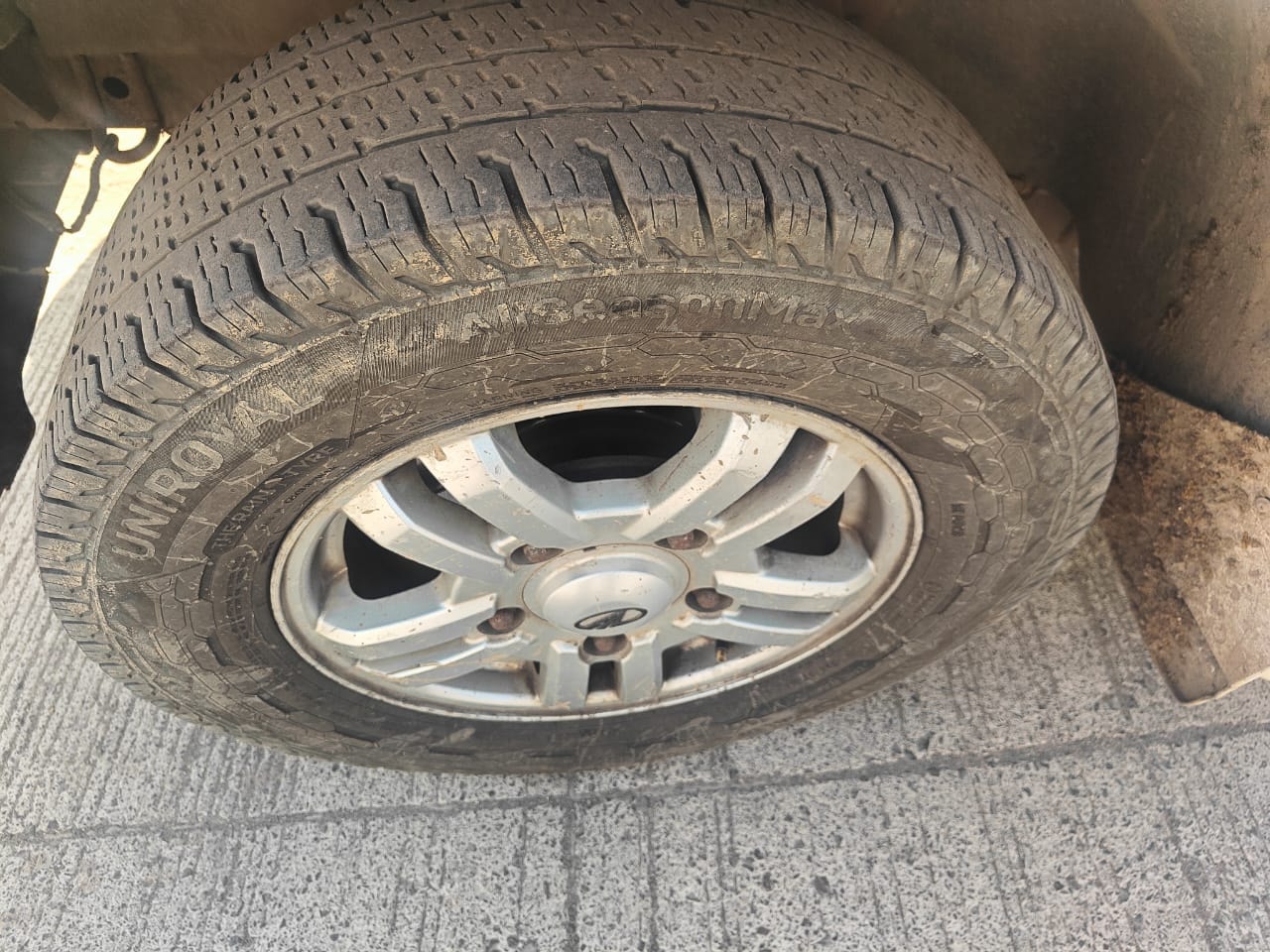 Scorpio image 9 Scorpio image 9