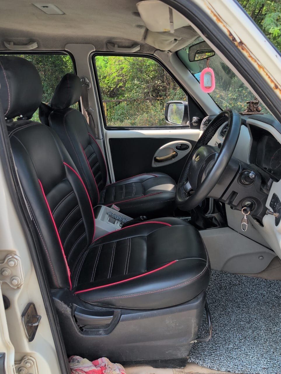 Used 2015 Mahindra Scorpio Used 2015 Mahindra Scorpio