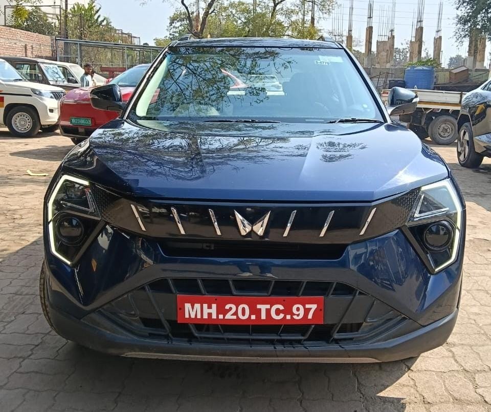 Used 2024 Mahindra XUV 3XO Used 2024 Mahindra XUV 3XO