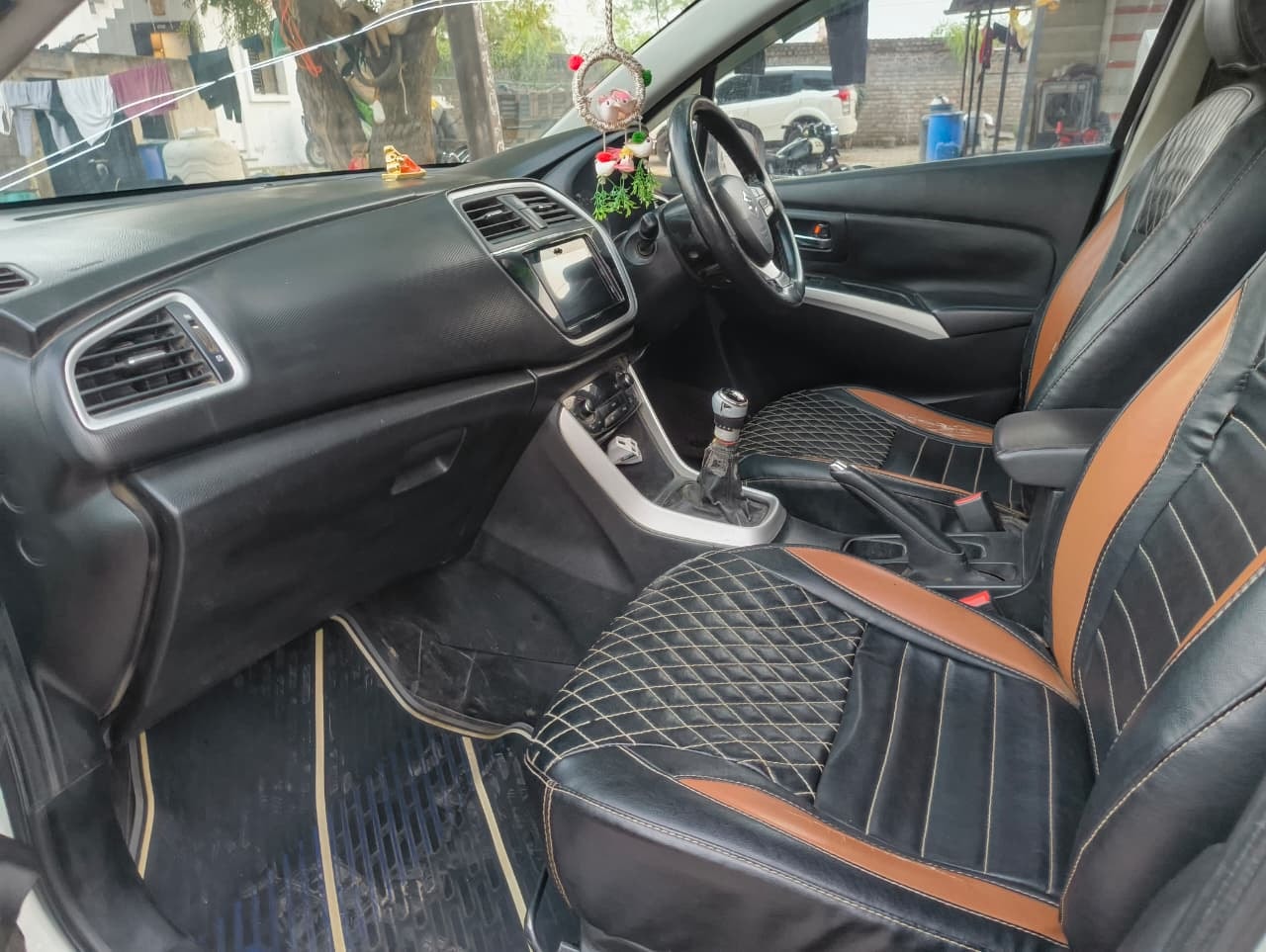 S-Cross image 6 S-Cross image 6