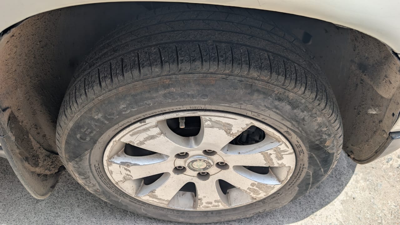 Yeti image 6 Yeti image 6