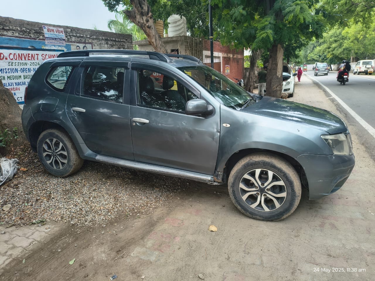 Used 2014 Nissan Terrano Used 2014 Nissan Terrano