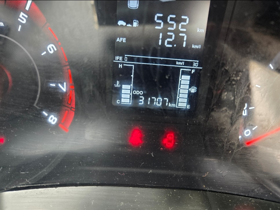 Used 2023 Mahindra XUV300 Used 2023 Mahindra XUV300