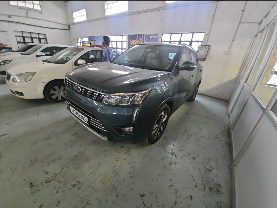 Used 2019 Mahindra XUV300 Used 2019 Mahindra XUV300