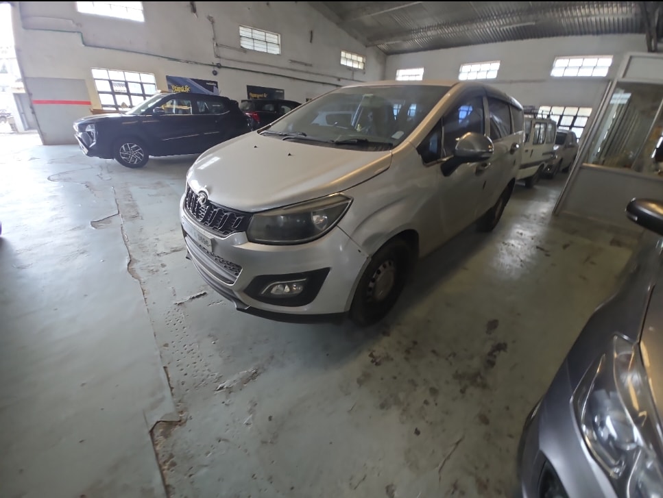 Used 2019 Mahindra Marazzo Used 2019 Mahindra Marazzo