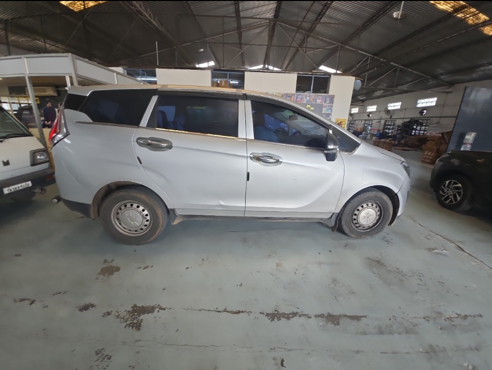 Used 2019 Mahindra Marazzo Used 2019 Mahindra Marazzo