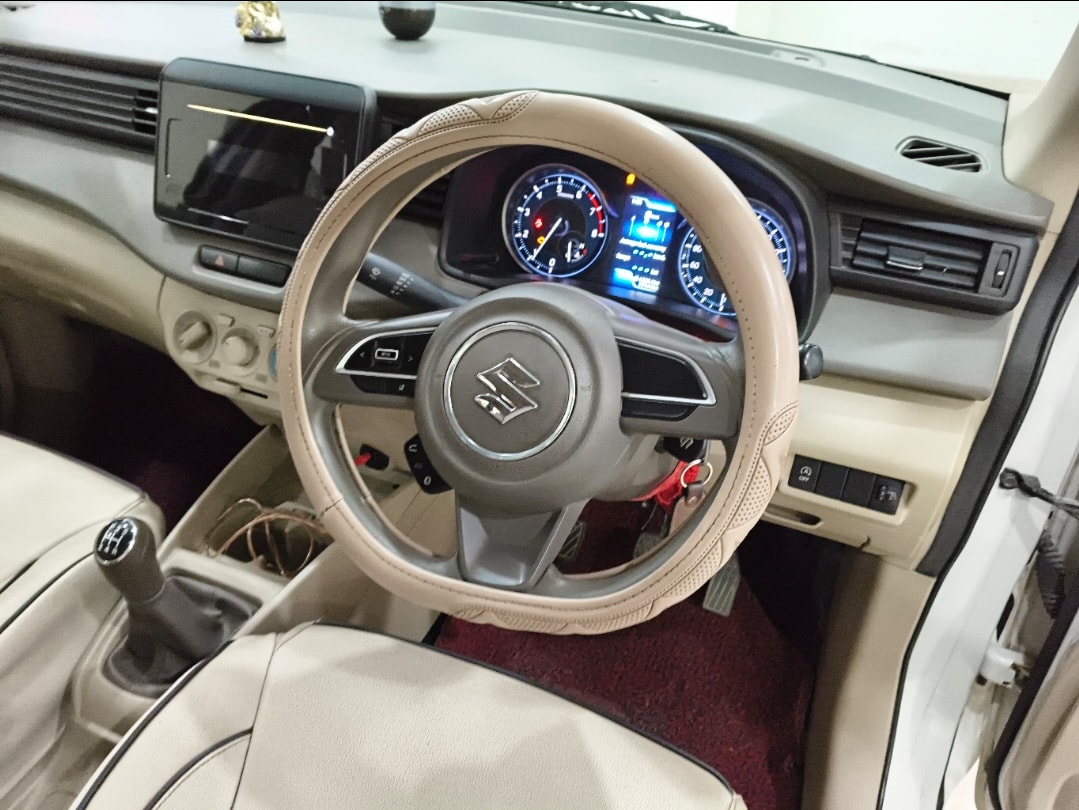 Used 2021 Maruti Suzuki Ertiga Used 2021 Maruti Suzuki Ertiga