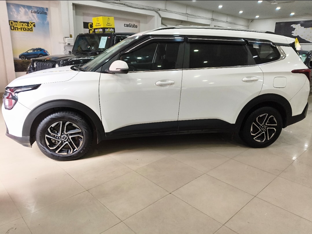 Used 2022 Kia Carens Used 2022 Kia Carens
