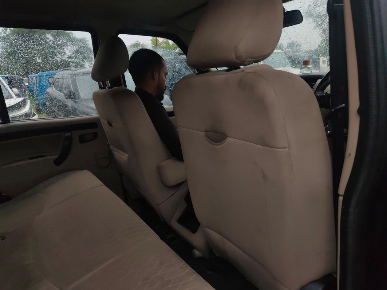 Scorpio image 16 Scorpio image 16