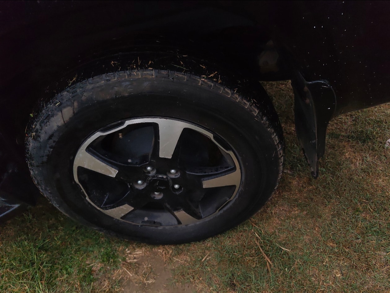 Scorpio image 9 Scorpio image 9