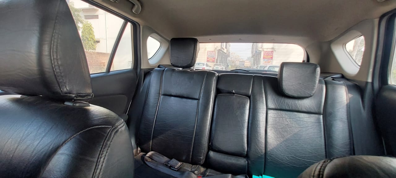 S-Cross image 14 S-Cross image 14